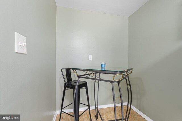 5649 Kavon Ave, Baltimore, MD 21206 - unfurnished dining area featuring baseboards