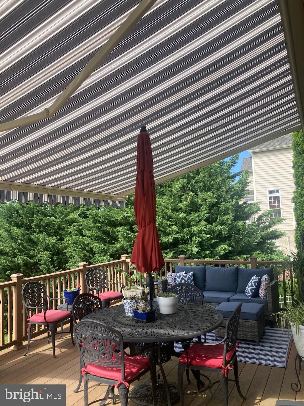 114 Fawn Hill Rd, Hanover, PA 17331 - wooden deck with an outdoor hangout area and outdoor dining space