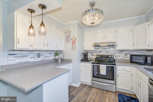1267 Dominion Rd, Gerrardstown, WV 25420 - kitchen with stainless steel appliances, under cabinet range hood, white cabinetry, a peninsula, and ornamental molding