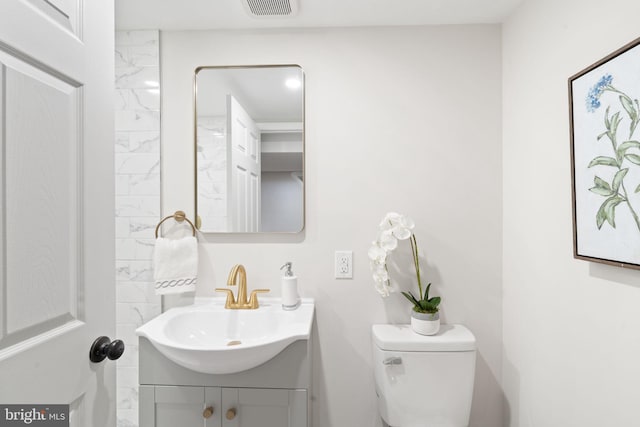 112 Morris Ave, Woodlyn, PA 19094 - bathroom featuring vanity and toilet