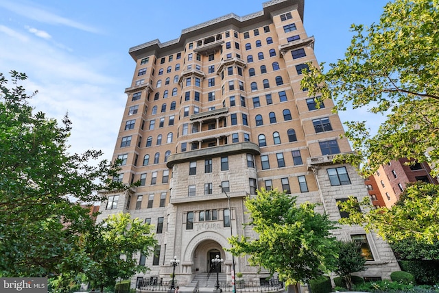 1615 Q St NW Unit 214, Washington, DC 20009 - view of apartment building / complex