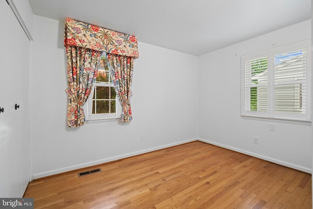530 Anneslie Rd, Baltimore, MD 21212 - empty room with wood finished floors and baseboards