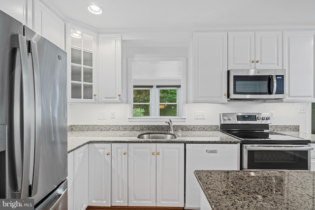 530 Anneslie Rd, Baltimore, MD 21212 - kitchen with appliances with stainless steel finishes, a sink, white cabinets, and recessed lighting