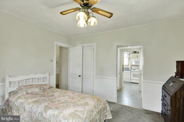 1807 King St, Reading, PA 19605 - bedroom featuring ceiling fan and a textured ceiling