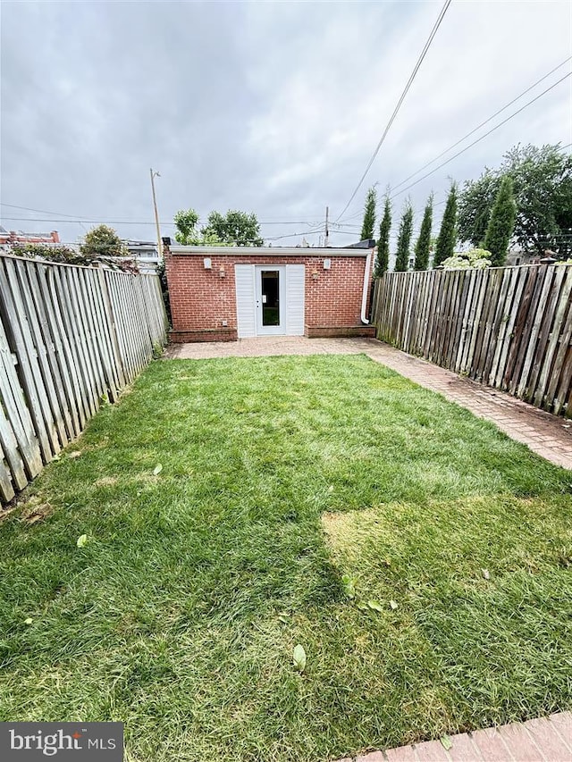 40 Bryant St NW, Washington, DC 20001 - view of yard featuring an outdoor structure