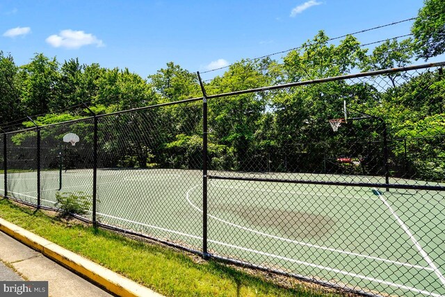 6517 Potomac Ave Unit A2, Alexandria, VA 22307 - view of tennis court with community basketball court