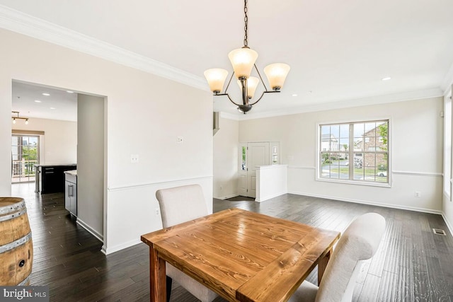 22635 Naugatuck Sq, Ashburn, VA 20148 - dining room with a chandelier, dark wood-style flooring, ornamental molding, baseboards, and recessed lighting