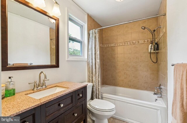 2218 Oakwood Ln, Atco, NJ 08004 - full bath with vanity, shower / bath combo, and toilet