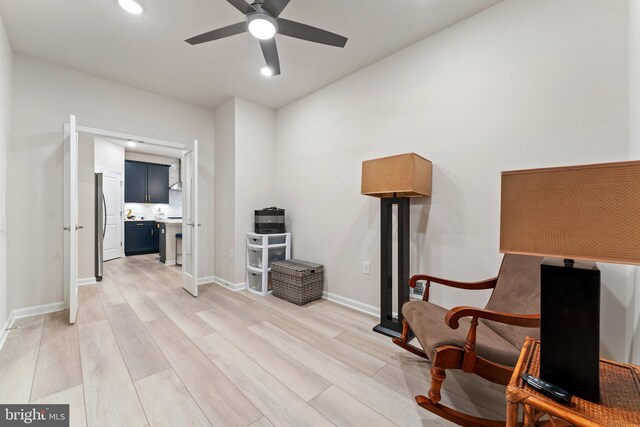 6411 Tulip Ter, Haymarket, VA 20169 - living area featuring a ceiling fan, light wood-style floors, baseboards, and recessed lighting