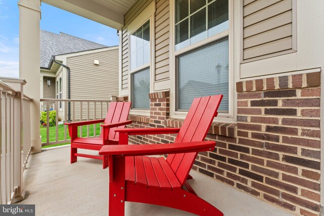 6411 Tulip Ter, Haymarket, VA 20169 - view of porch