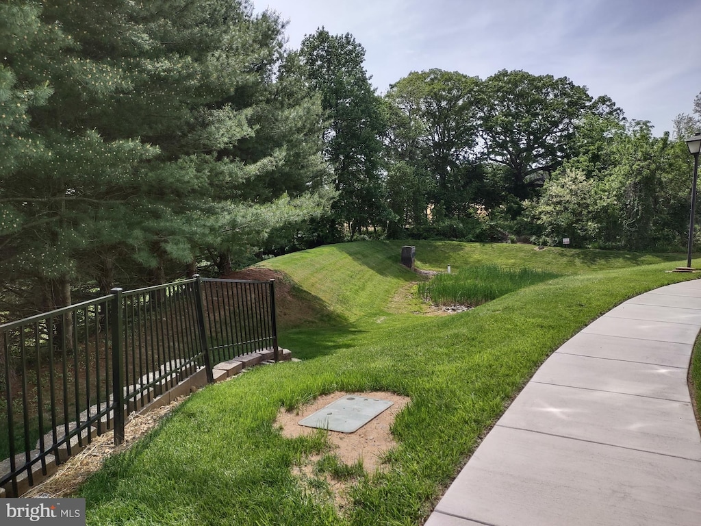 112 Bayland Dr Unit B, Havre De Grace, MD 21078 - view of yard