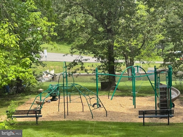 226 W Wanna Dr, Auburn, PA 17922