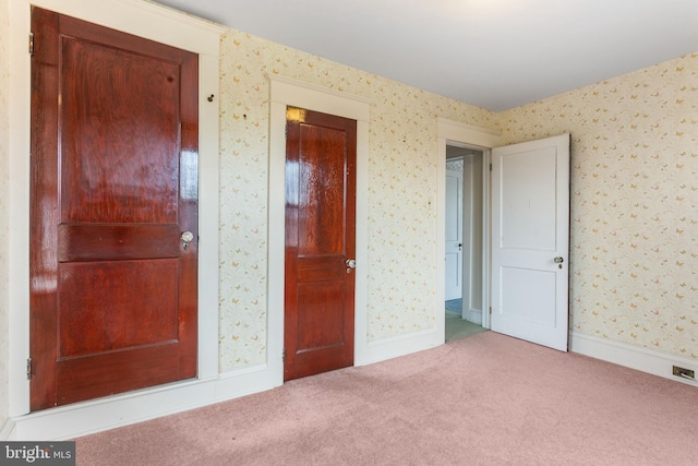 837 Broadway, Hanover, PA 17331 - carpeted empty room featuring wallpapered walls