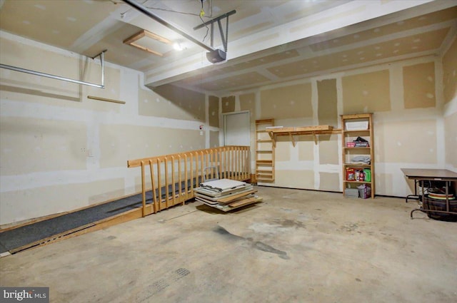 10526 Jasper Dr S, Greencastle, PA 17225 - view of garage