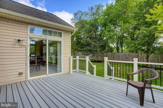 10526 Jasper Dr S, Greencastle, PA 17225 - view of deck