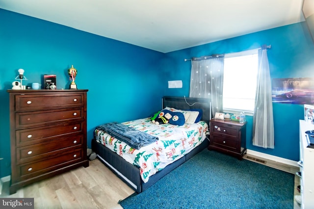 4548 Conwell Dr, Annandale, VA 22003 - bedroom with wood finished floors