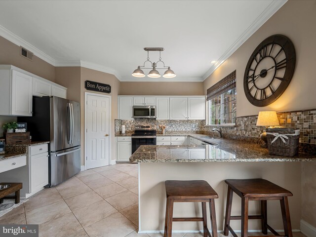 4001 Rosemeade Dr, Fairfax, VA 22033