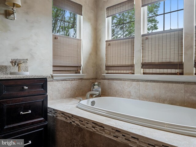 4001 Rosemeade Dr, Fairfax, VA 22033