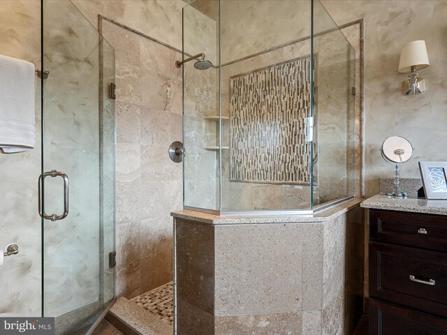 4001 Rosemeade Dr, Fairfax, VA 22033