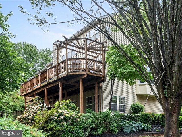 4001 Rosemeade Dr, Fairfax, VA 22033