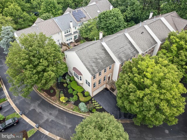 4001 Rosemeade Dr, Fairfax, VA 22033