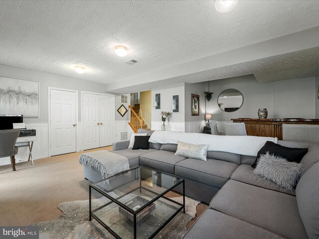 4001 Rosemeade Dr, Fairfax, VA 22033