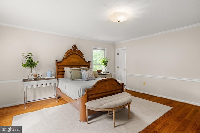 98 Magnificent Ln, Hedgesville, WV 25427 - bedroom featuring crown molding, wood finished floors, and baseboards