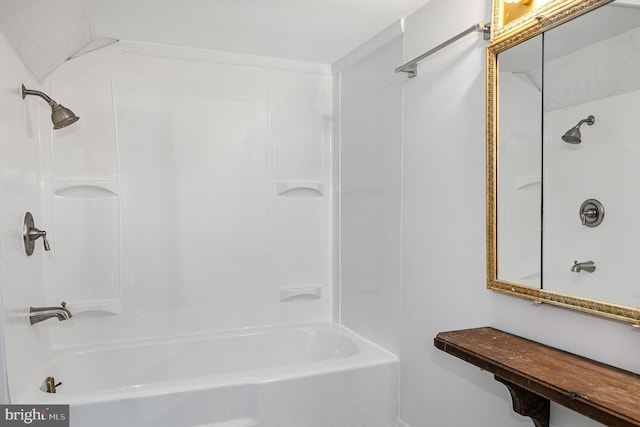 6908 S Roxbury Mill Rd, Spotsylvania, VA 22551 - bathroom featuring shower / bathtub combination