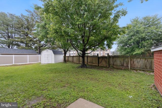 1205 Mirga Cir, Baltimore, MD 21207 - view of yard