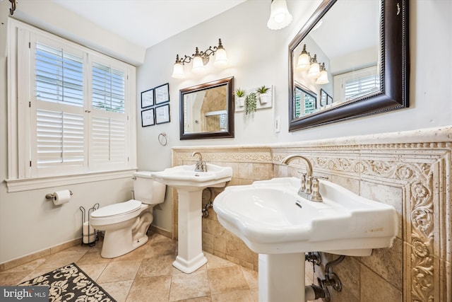 7600 Charleston Dr, Bethesda, MD 20817 - bathroom featuring toilet