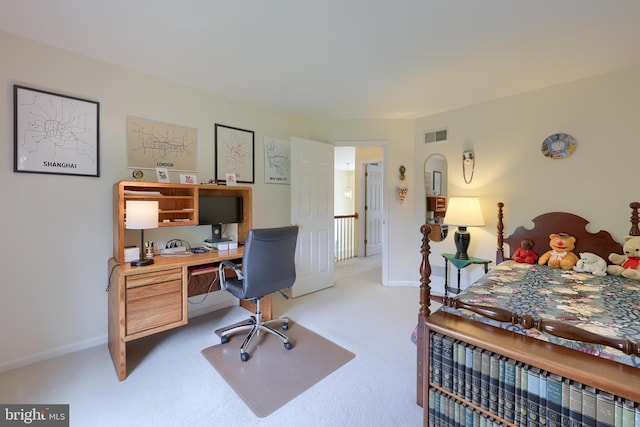 1350 Hyde Park Dr, Lancaster, PA 17601 - office with light colored carpet and baseboards
