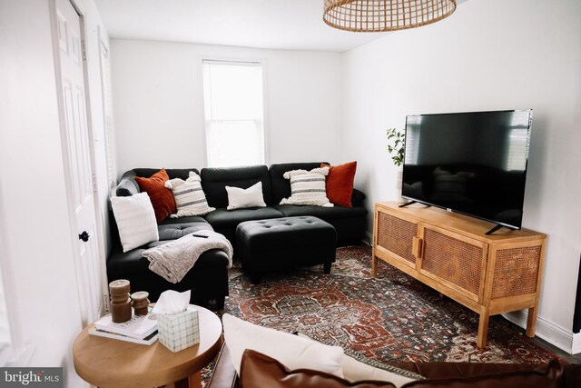 1806 Brunnerville Rd, Lititz, PA 17543 - living room featuring baseboards