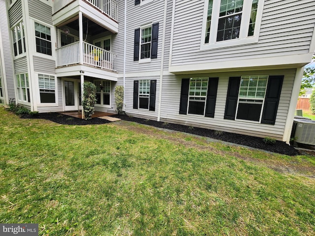 1002 Downing Ct Unit 1002-B, Bel Air, MD 21014 - rear view of property featuring central AC and a yard