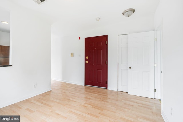 909 S 20th St Unit 3, Philadelphia, PA 19146 - foyer entrance with light wood-style flooring, baseboards, and recessed lighting