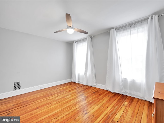 546 N Plum St, Lancaster, PA 17602 - spare room featuring ceiling fan, light wood-style floors, and baseboards