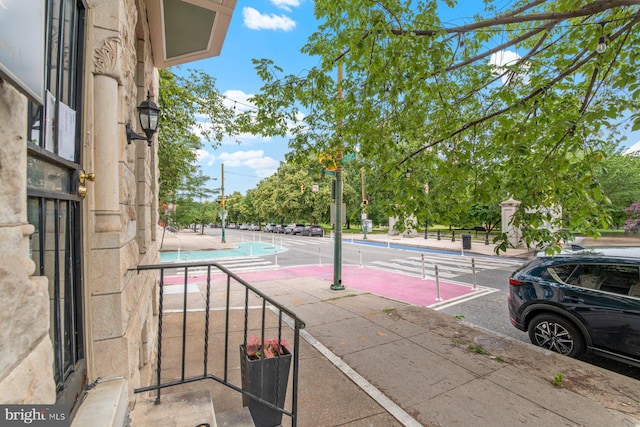 2638 E Baltimore St, Baltimore, MD 21224 - view of tennis court featuring a community pool