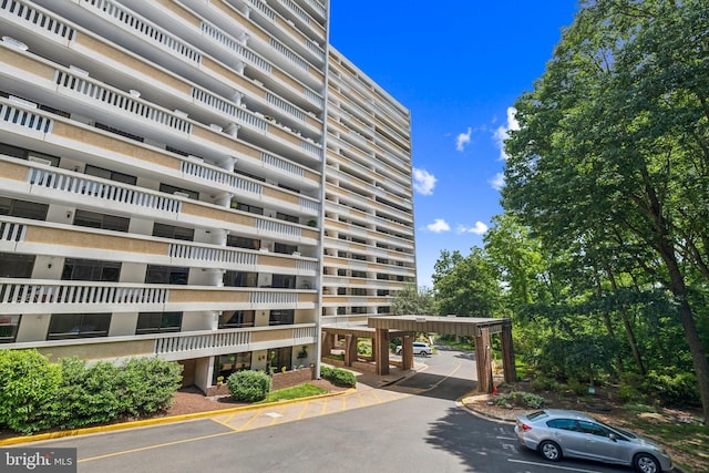 6101 Edsall Rd Unit 702, Alexandria, VA 22304 - view of building exterior