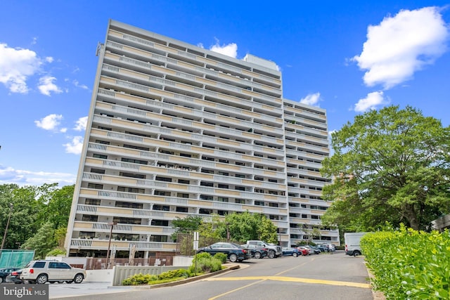 6101 Edsall Rd Unit 702, Alexandria, VA 22304 - view of building exterior