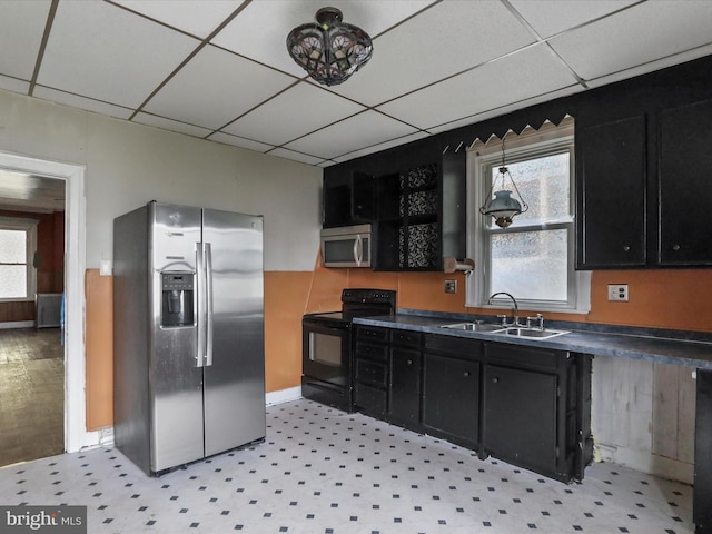 16 Avalon Ave, Hagerstown, MD 21740 - kitchen featuring appliances with stainless steel finishes, a sink, dark cabinetry, a paneled ceiling, and dark countertops