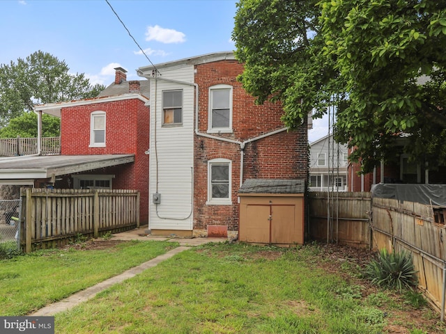 16 Avalon Ave, Hagerstown, MD 21740 - back of property featuring brick siding