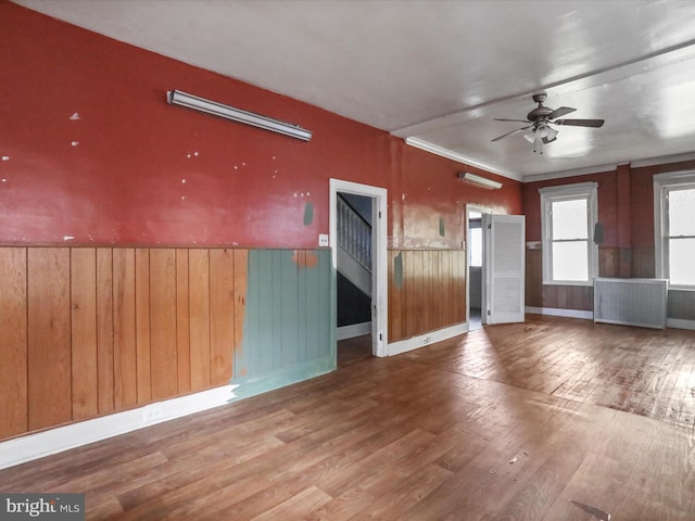 16 Avalon Ave, Hagerstown, MD 21740 - spare room featuring ceiling fan, wood finished floors, a wainscoted wall, and baseboards