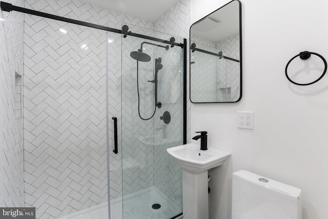 3059 Patrick Henry Dr Unit 201, Falls Church, VA 22044 - full bath featuring toilet and a shower stall
