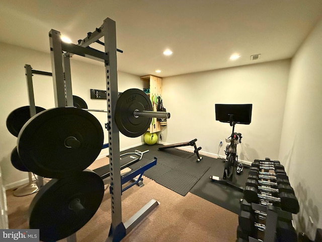 10000 Manor Pl, Fairfax, VA 22032 - workout room featuring recessed lighting and baseboards