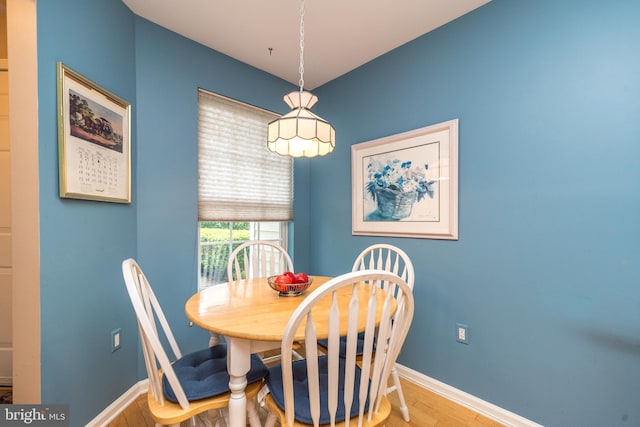 205 Strawberry Ct, Warwick, PA 18974 - dining room with wood finished floors and baseboards