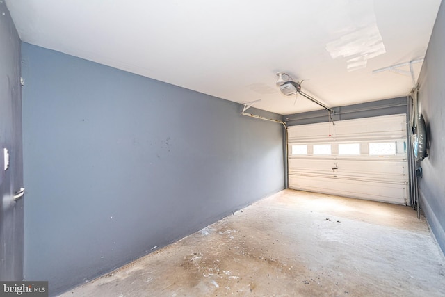 15381 Bronco Way, Woodbridge, VA 22193 - garage with a garage door opener