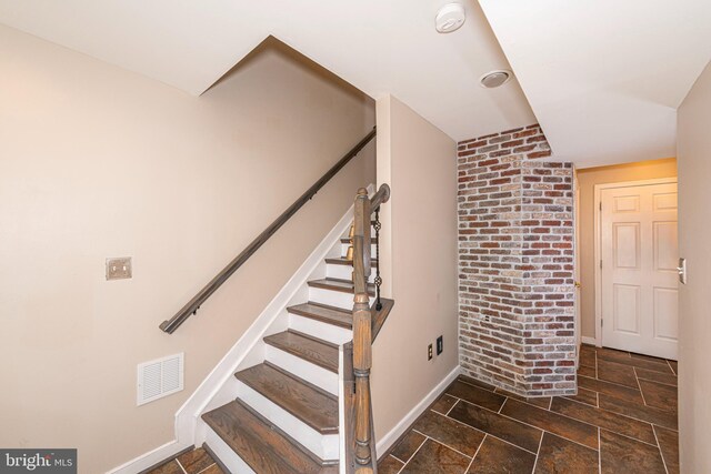 15381 Bronco Way, Woodbridge, VA 22193 - staircase with baseboards and lofted ceiling