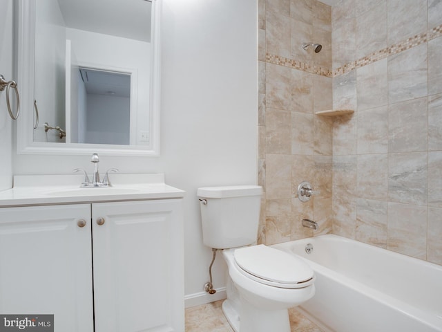 1447 Chatham Ct, Crofton, MD 21114 - full bath featuring toilet, vanity, shower / bath combination, and baseboards