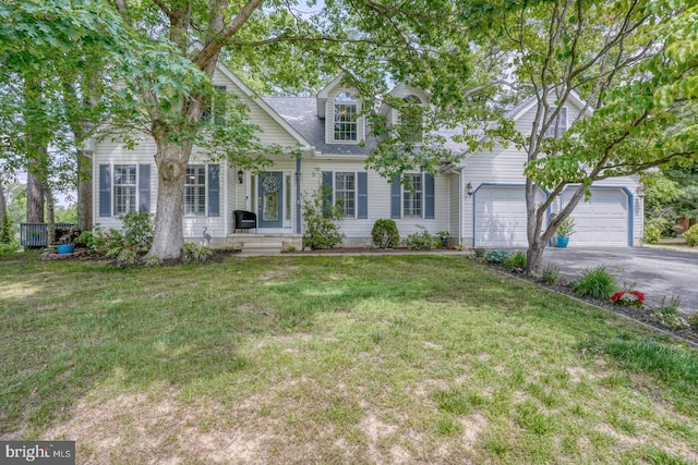 45 S Shore Dr, Dover, DE 19901 - view of front of house with driveway and a front lawn
