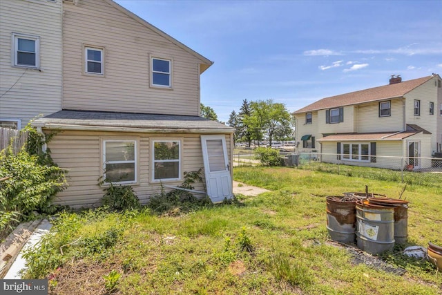 7175 Lee Ave, Pennsauken, NJ 08110 - view of yard
