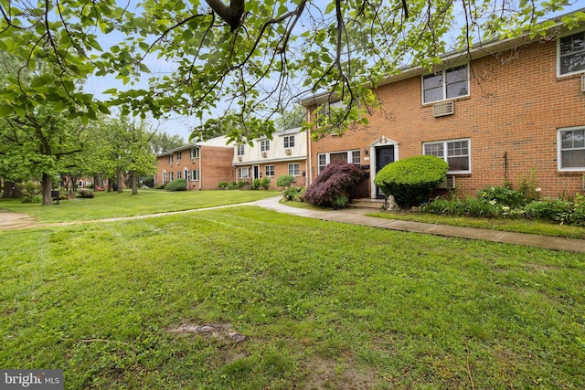 132 The Orchards Unit I, East Windsor, NJ 08520 - exterior space with a lawn
